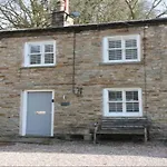 Bumblebee Cottage, Falls Ferienhaus